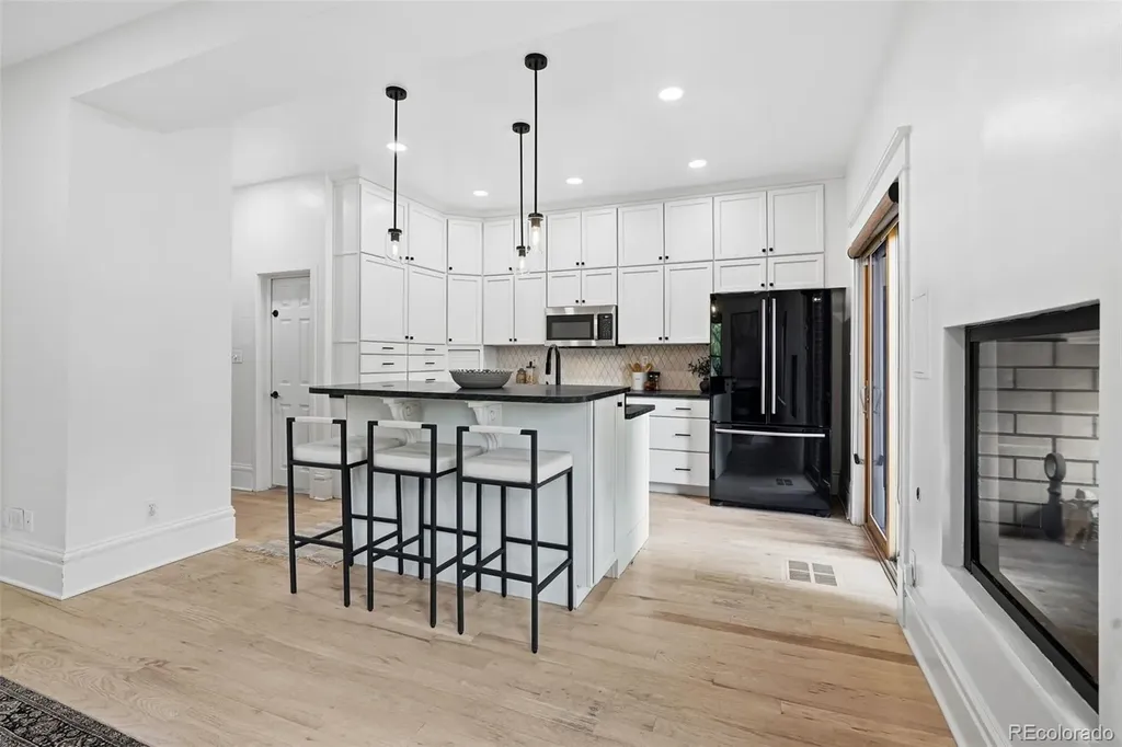 994 S Washington Street Denver CO 80209
