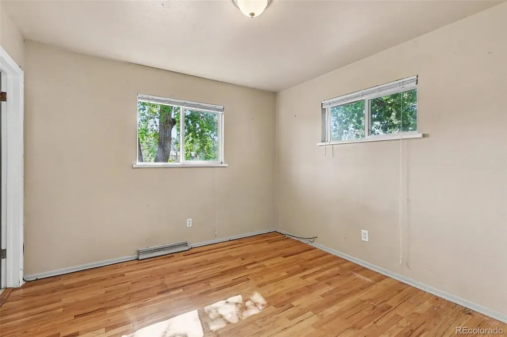 958 S Jasmine Street Denver CO 80224