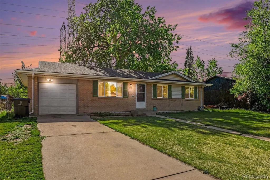 958 S Jasmine Street Denver CO 80224