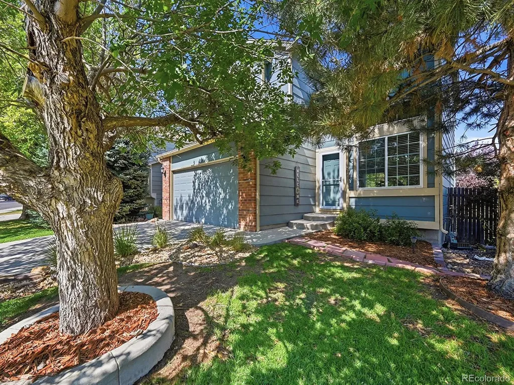 5571 S Yakima Street Aurora CO 80015