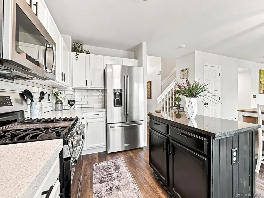 5571 S Yakima Street Aurora CO 80015