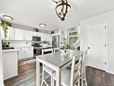 5571 S Yakima Street Aurora CO 80015