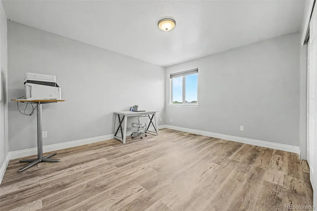 9815 Eagle Creek Circle Commerce City CO 80022