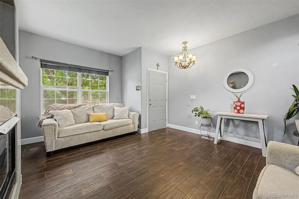 9815 Eagle Creek Circle Commerce City CO 80022