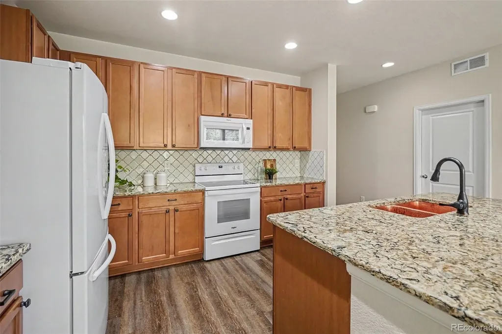3146 Hawthorne Lane Dacono CO 80514
