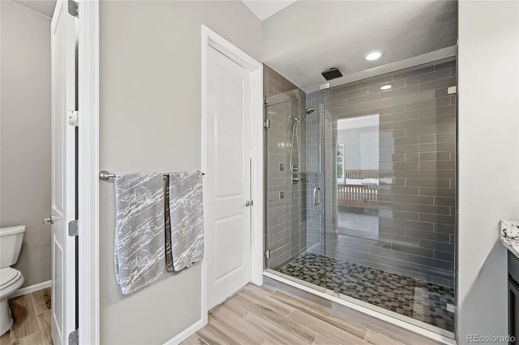 6449 Village Lane Centennial CO 80111