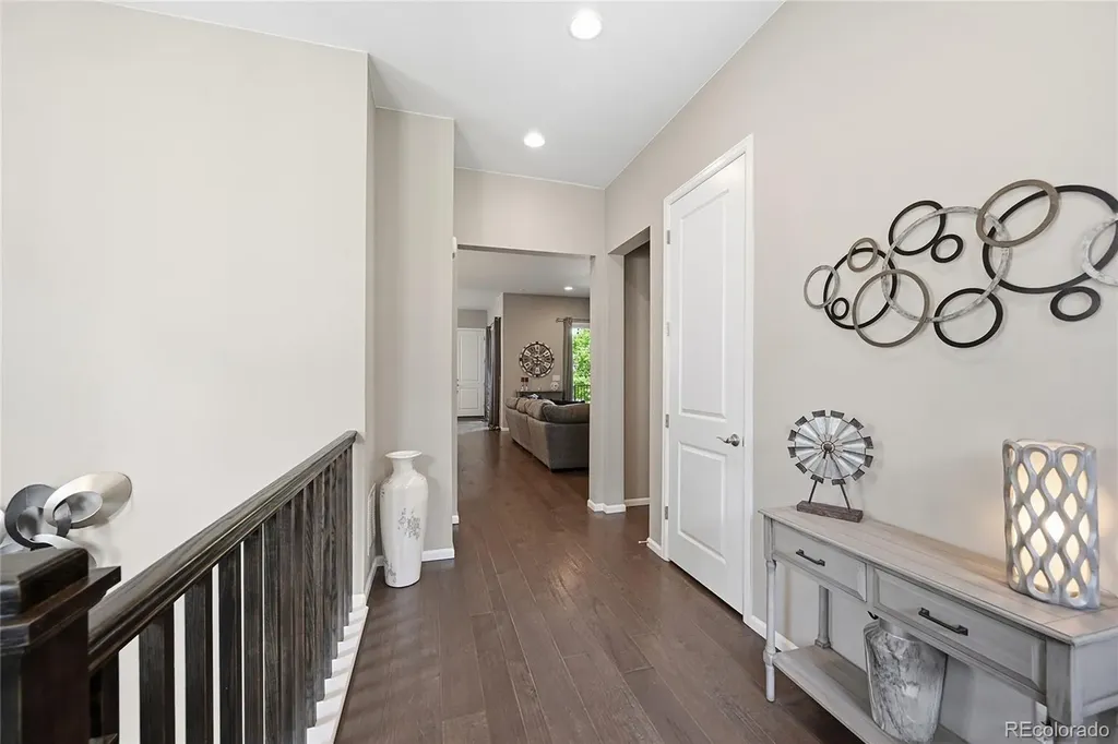 6449 Village Lane Centennial CO 80111
