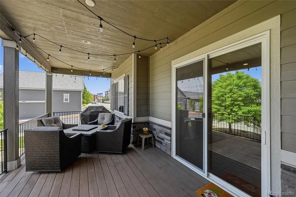 6449 Village Lane Centennial CO 80111