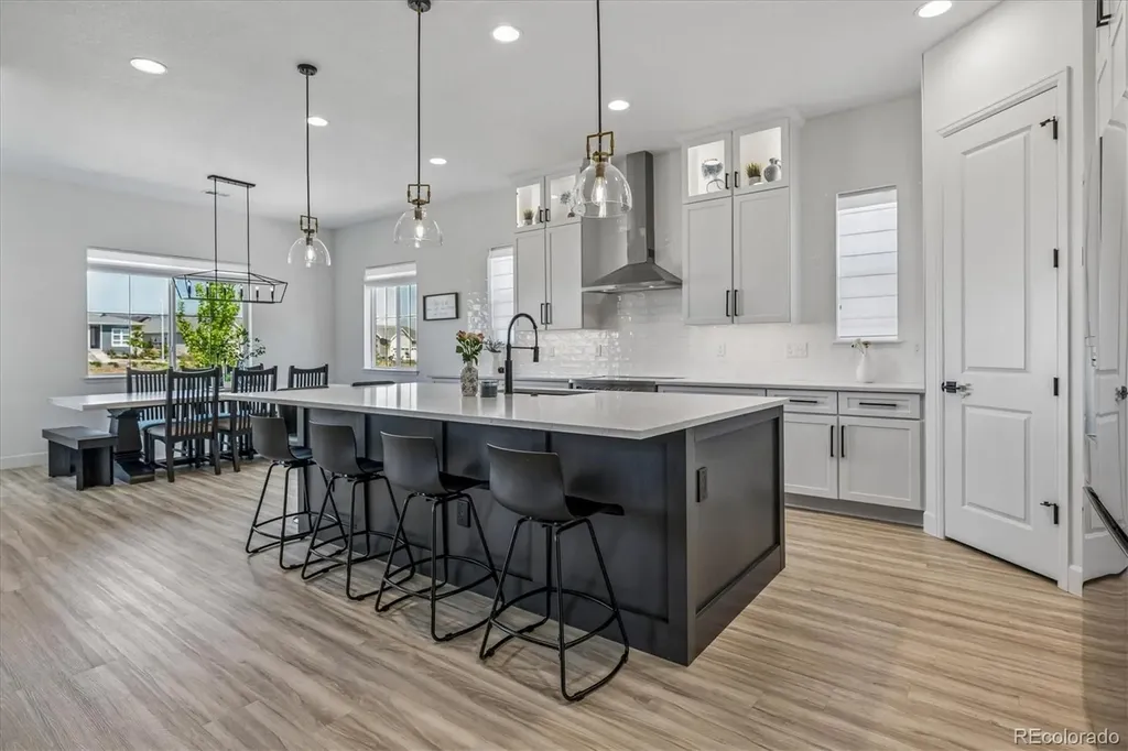 8985 Chalk Creek Place Littleton CO 80125
