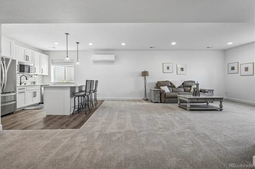 8985 Chalk Creek Place Littleton CO 80125