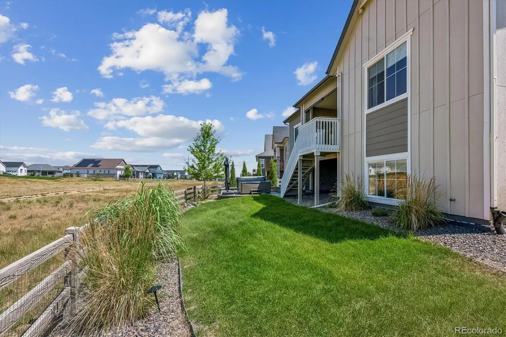 8985 Chalk Creek Place Littleton CO 80125