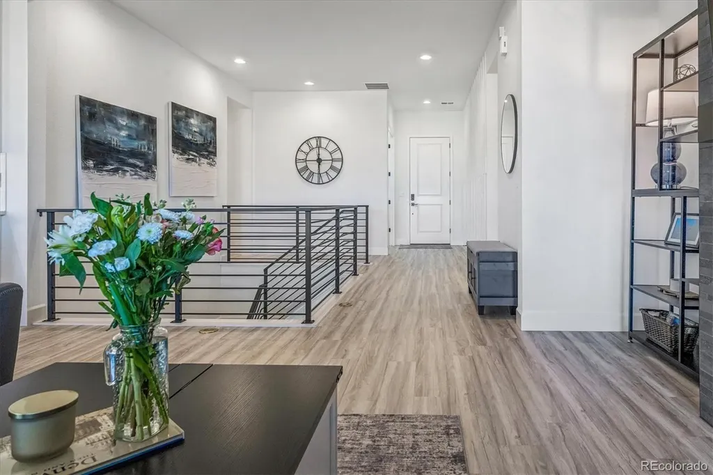 8985 Chalk Creek Place Littleton CO 80125