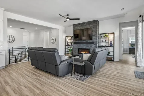8985 Chalk Creek Place Littleton CO 80125