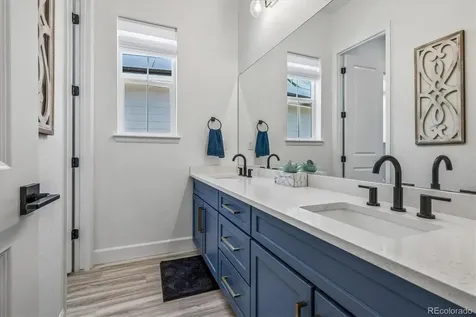 8985 Chalk Creek Place Littleton CO 80125