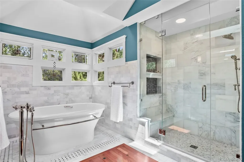 6369 Apache Drive Larkspur CO 80118