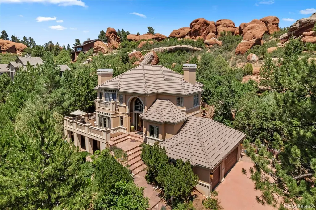 6369 Apache Drive Larkspur CO 80118