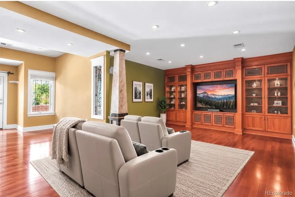 6369 Apache Drive Larkspur CO 80118