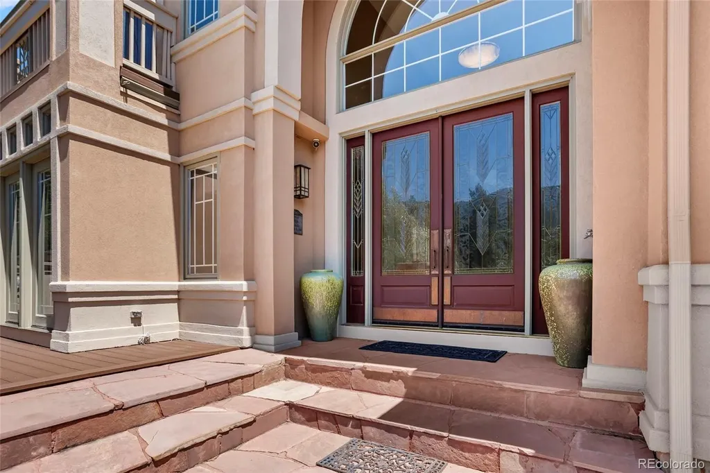 6369 Apache Drive Larkspur CO 80118