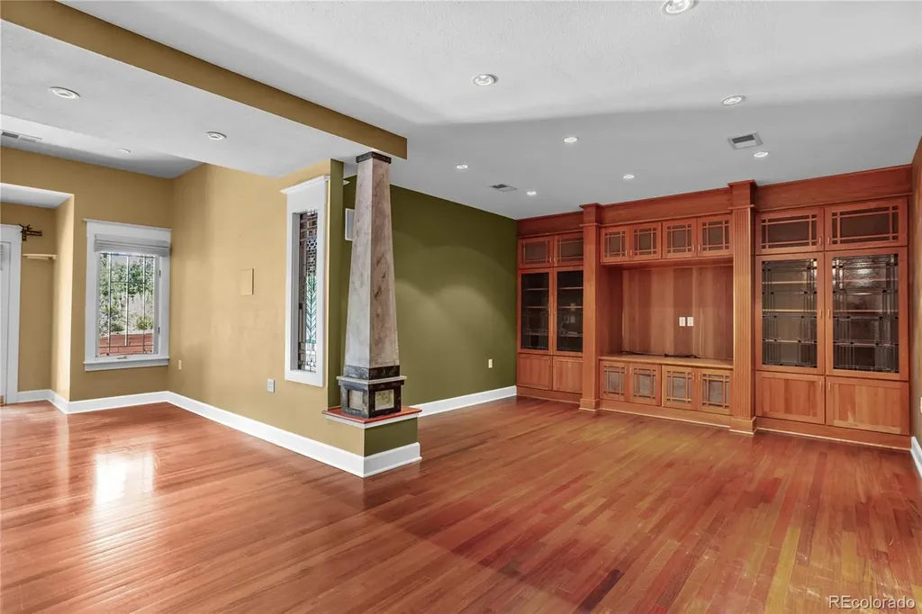 6369 Apache Drive Larkspur CO 80118