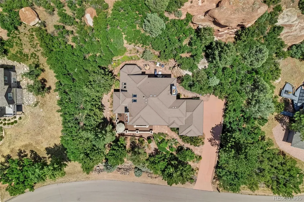 6369 Apache Drive Larkspur CO 80118