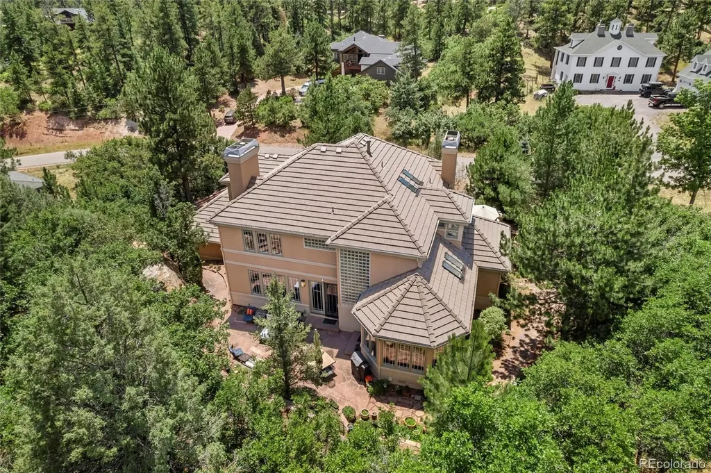6369 Apache Drive Larkspur CO 80118