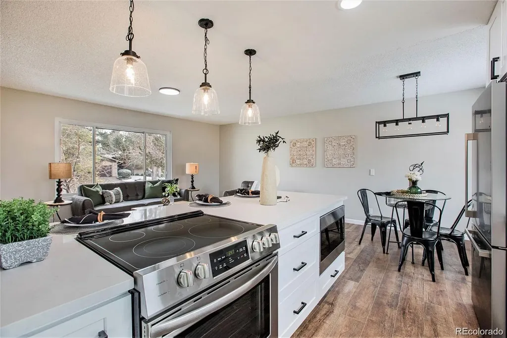 8369 E Briarwood Avenue Englewood CO 80112