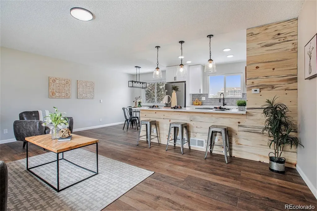 8369 E Briarwood Avenue Englewood CO 80112