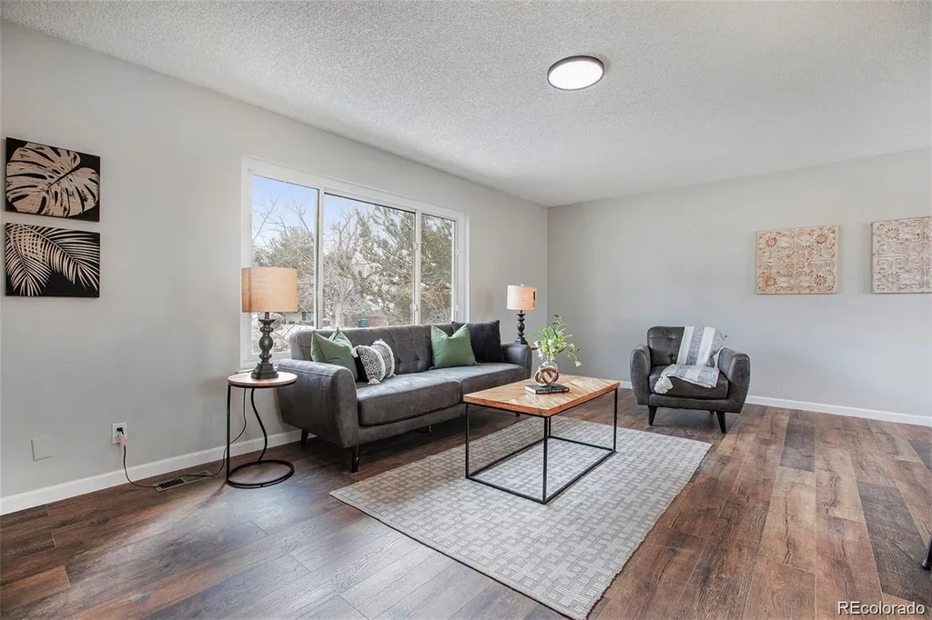 8369 E Briarwood Avenue Englewood CO 80112