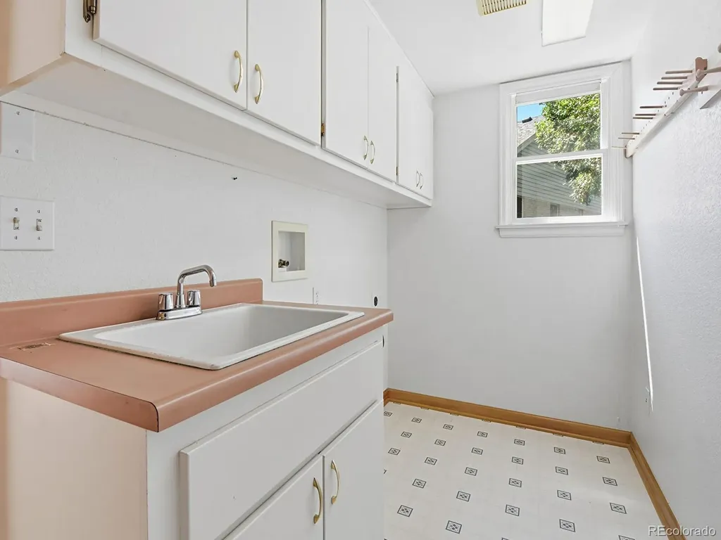 11349 E Louisiana Avenue Aurora CO 80012