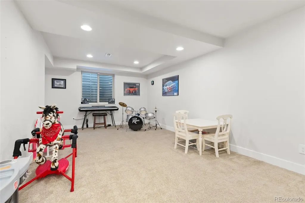 966 Highland Park Drive Broomfield CO 80020