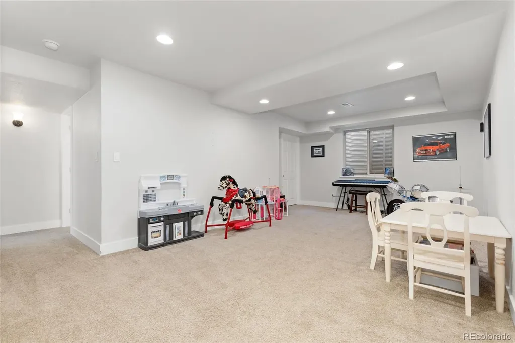 966 Highland Park Drive Broomfield CO 80020