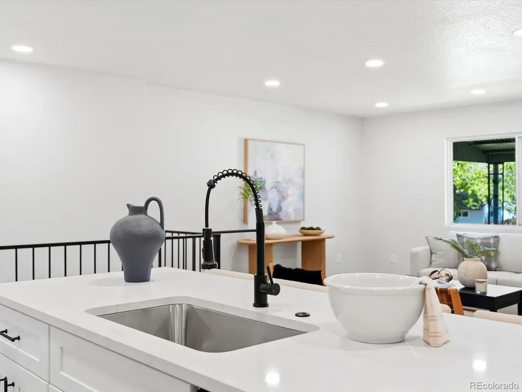 47 N Zenobia Street Denver CO 80219