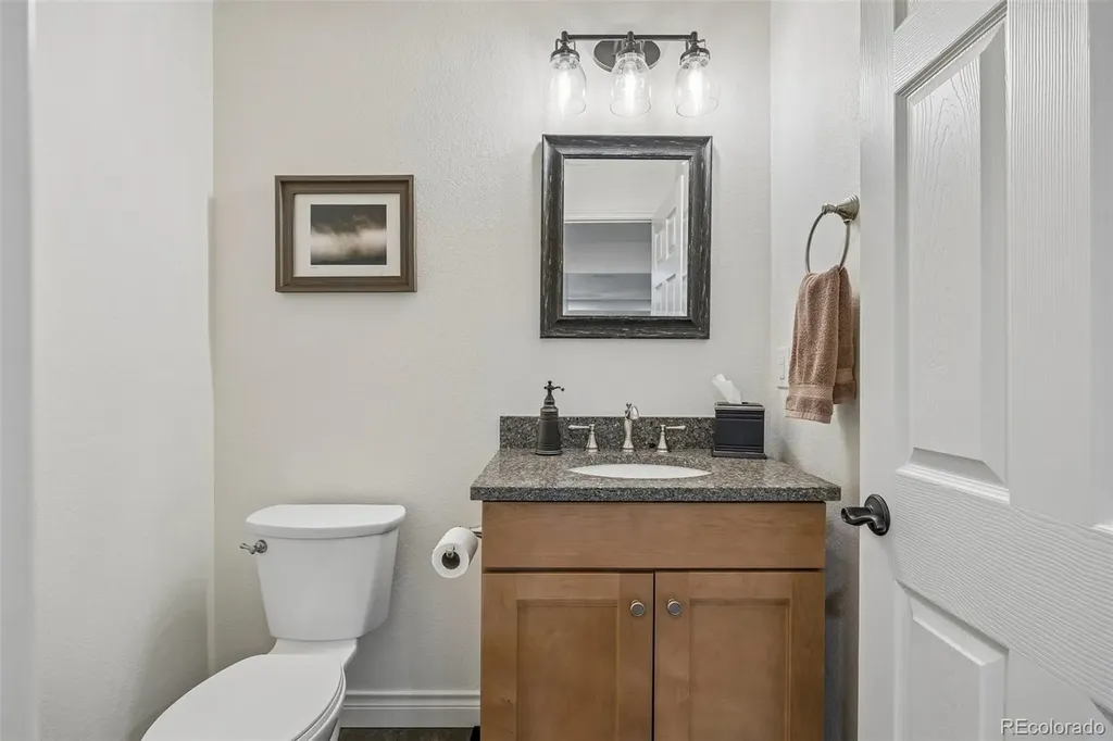6578 S Rifle Way Aurora CO 80016