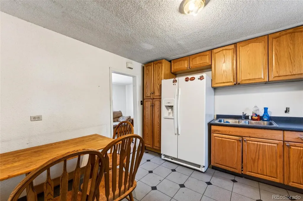 2455 Eaton Edgewater CO 80214