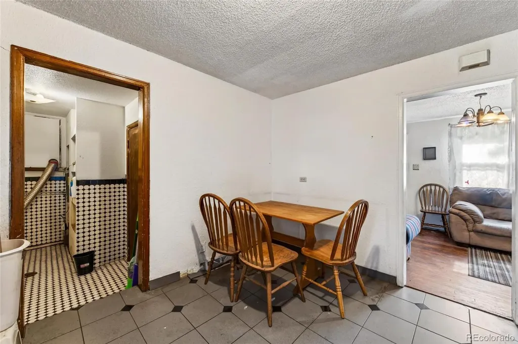 2455 Eaton Edgewater CO 80214