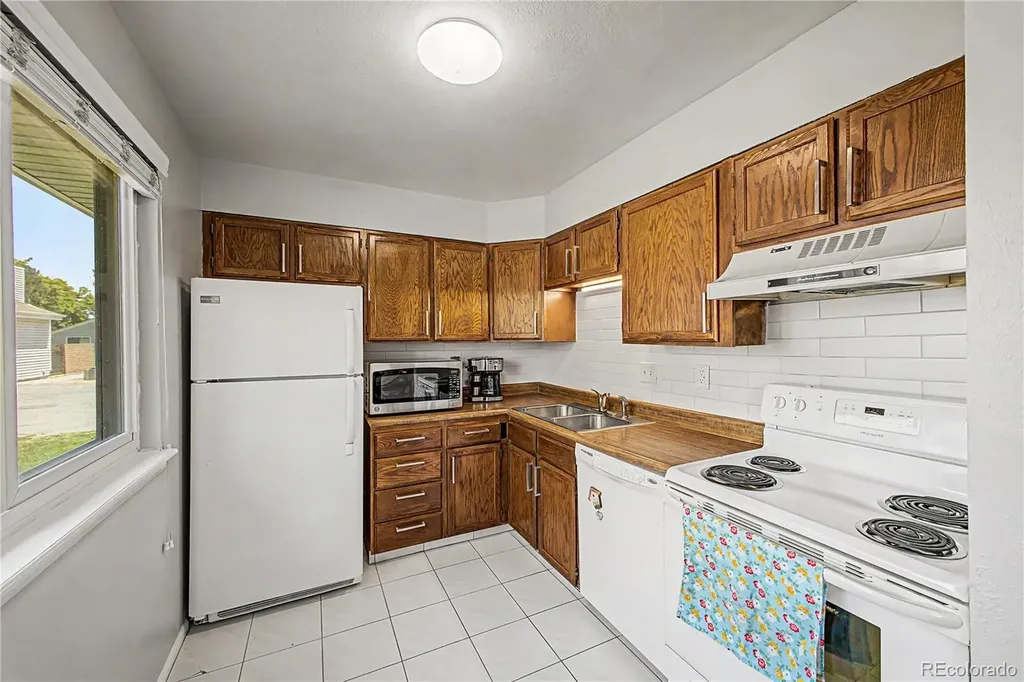 1739 W 102nd Avenue Denver CO 80260