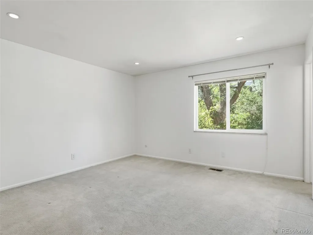 2249 S Yank Court Lakewood CO 80228