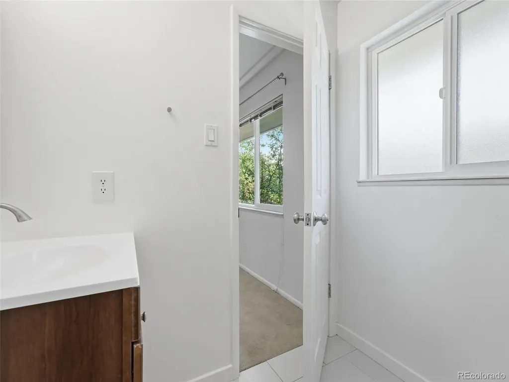 2249 S Yank Court Lakewood CO 80228
