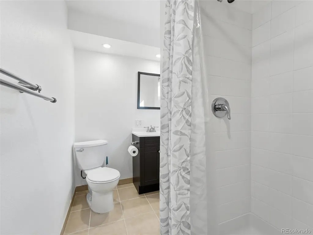2249 S Yank Court Lakewood CO 80228