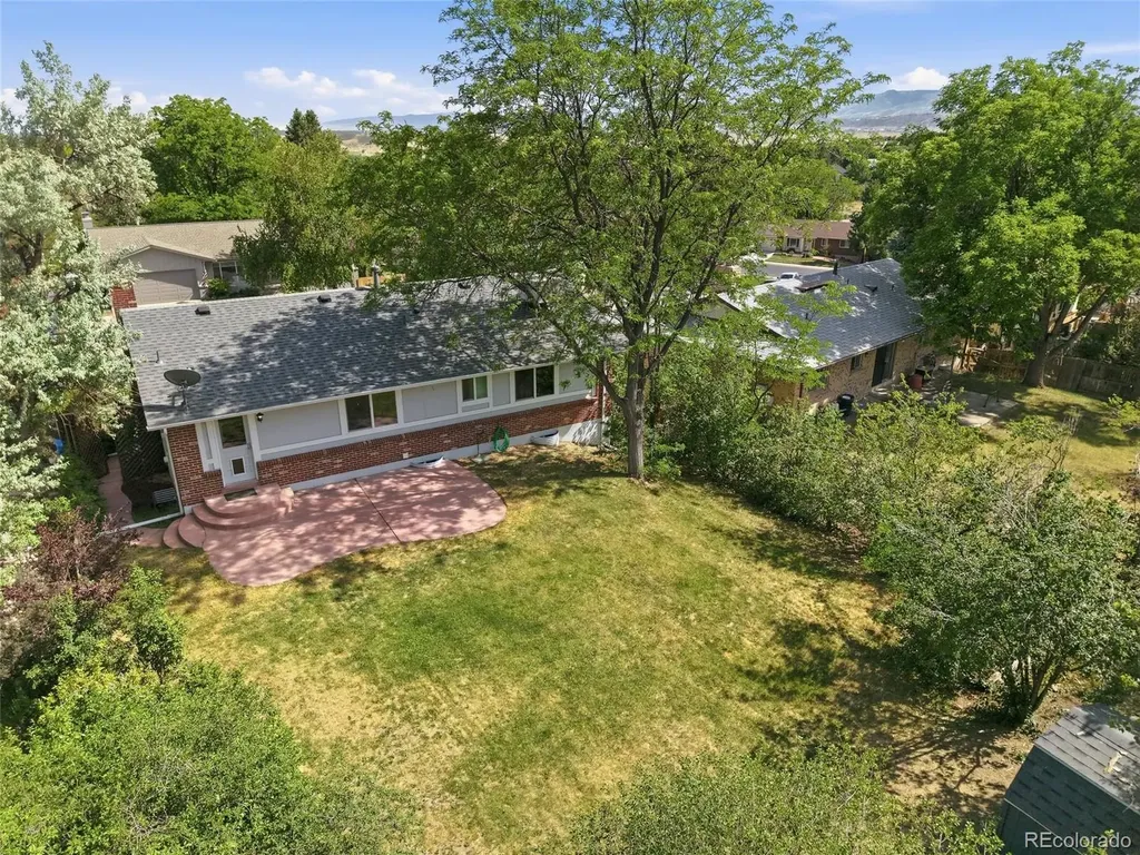 2249 S Yank Court Lakewood CO 80228