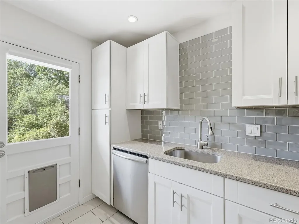 2249 S Yank Court Lakewood CO 80228
