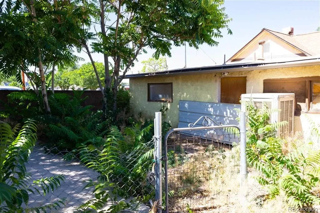624 W Corona Avenue Pueblo CO 81004