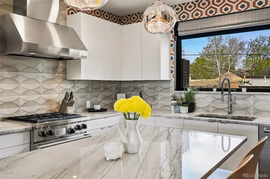 2483 W Caithness Place Denver CO 80211