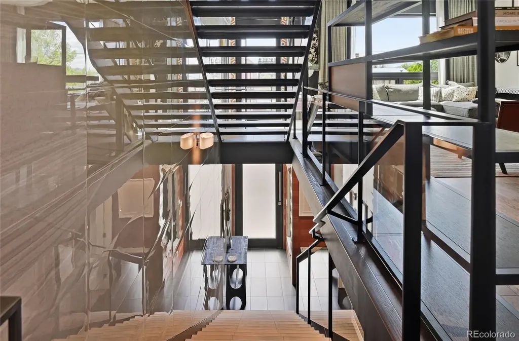 2483 W Caithness Place Denver CO 80211