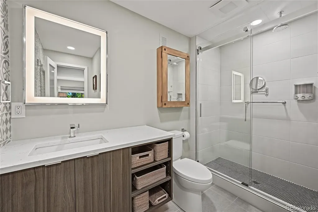 2483 W Caithness Place Denver CO 80211