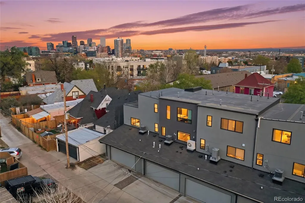 2483 W Caithness Place Denver CO 80211