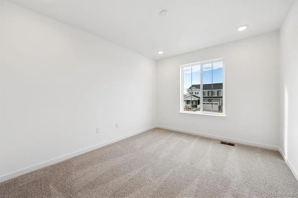 486 S Salida Street Aurora CO 80017