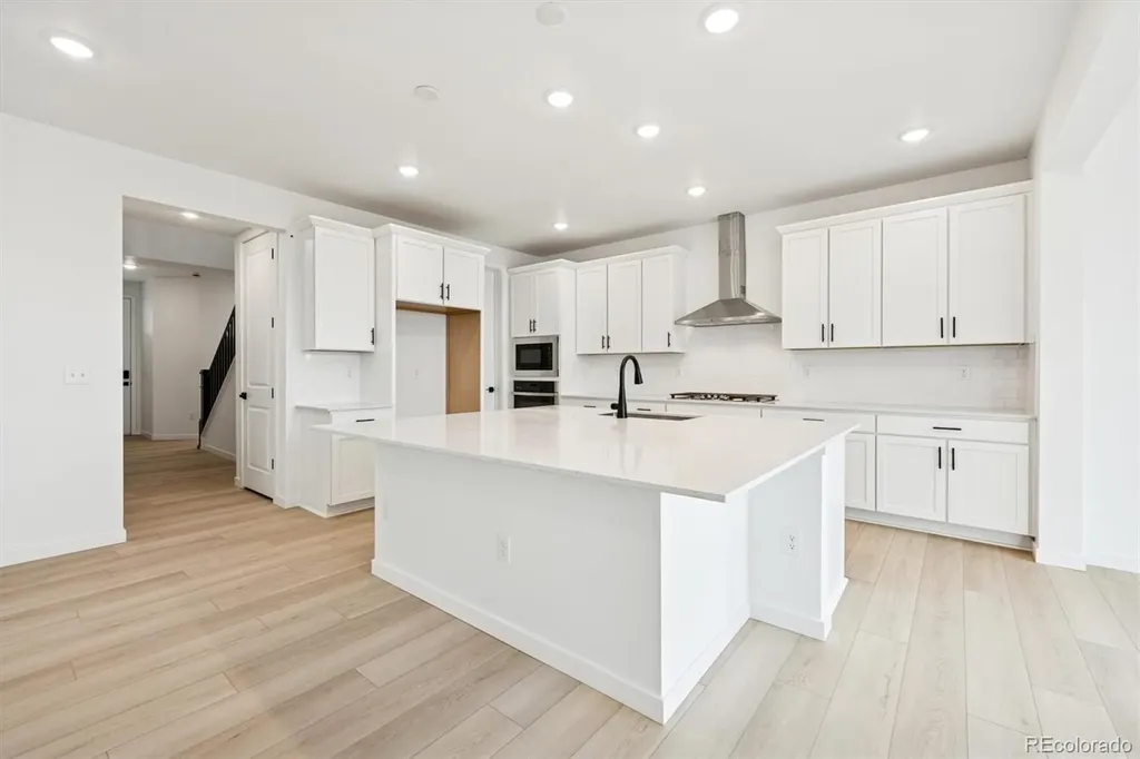 486 S Salida Street Aurora CO 80017