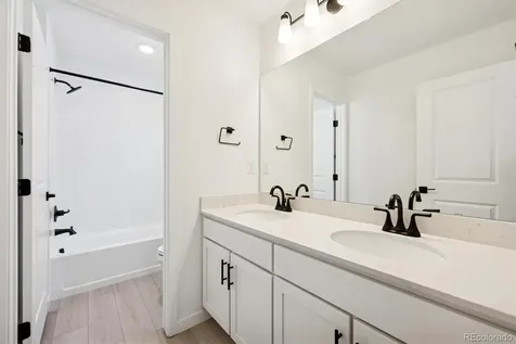 486 S Salida Street Aurora CO 80017