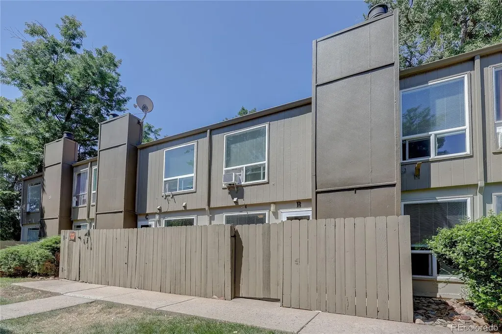 7373 W Florida Avenue Lakewood CO 80232